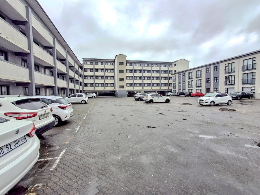 2 Bedroom Property for Sale in Maitland Western Cape